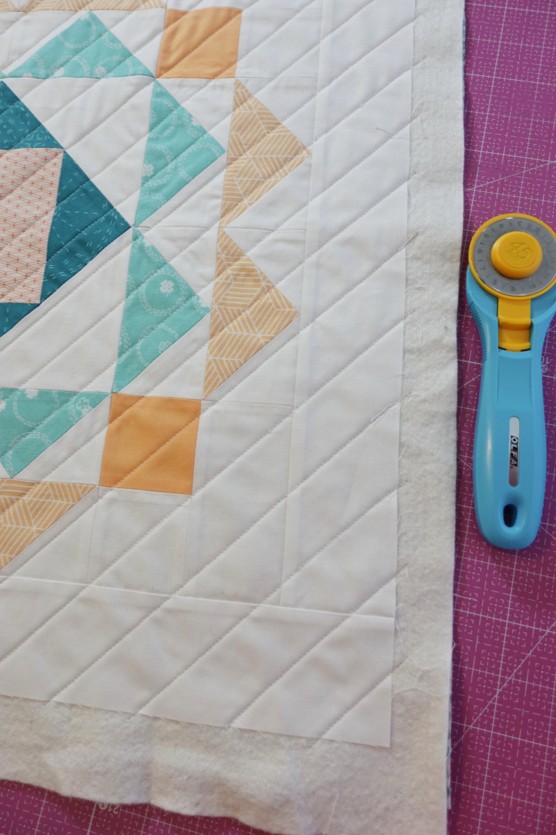 DIY - How to make a Modern Mini Quilt with Odif 505 - Odif, Adhesive,  Varnish and Color for arts and craft.